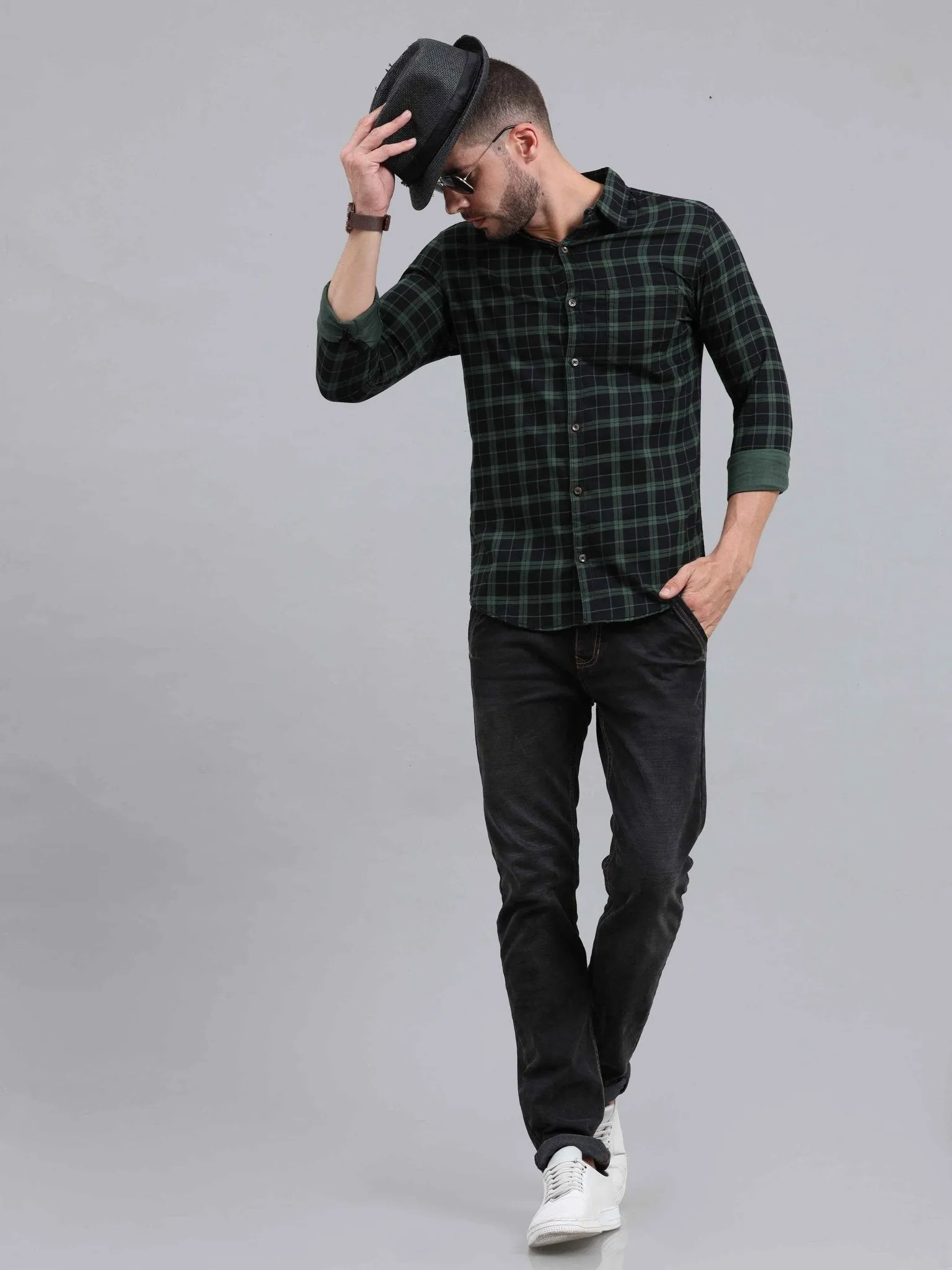 Checkered Cut Away Collar Casual Shirt