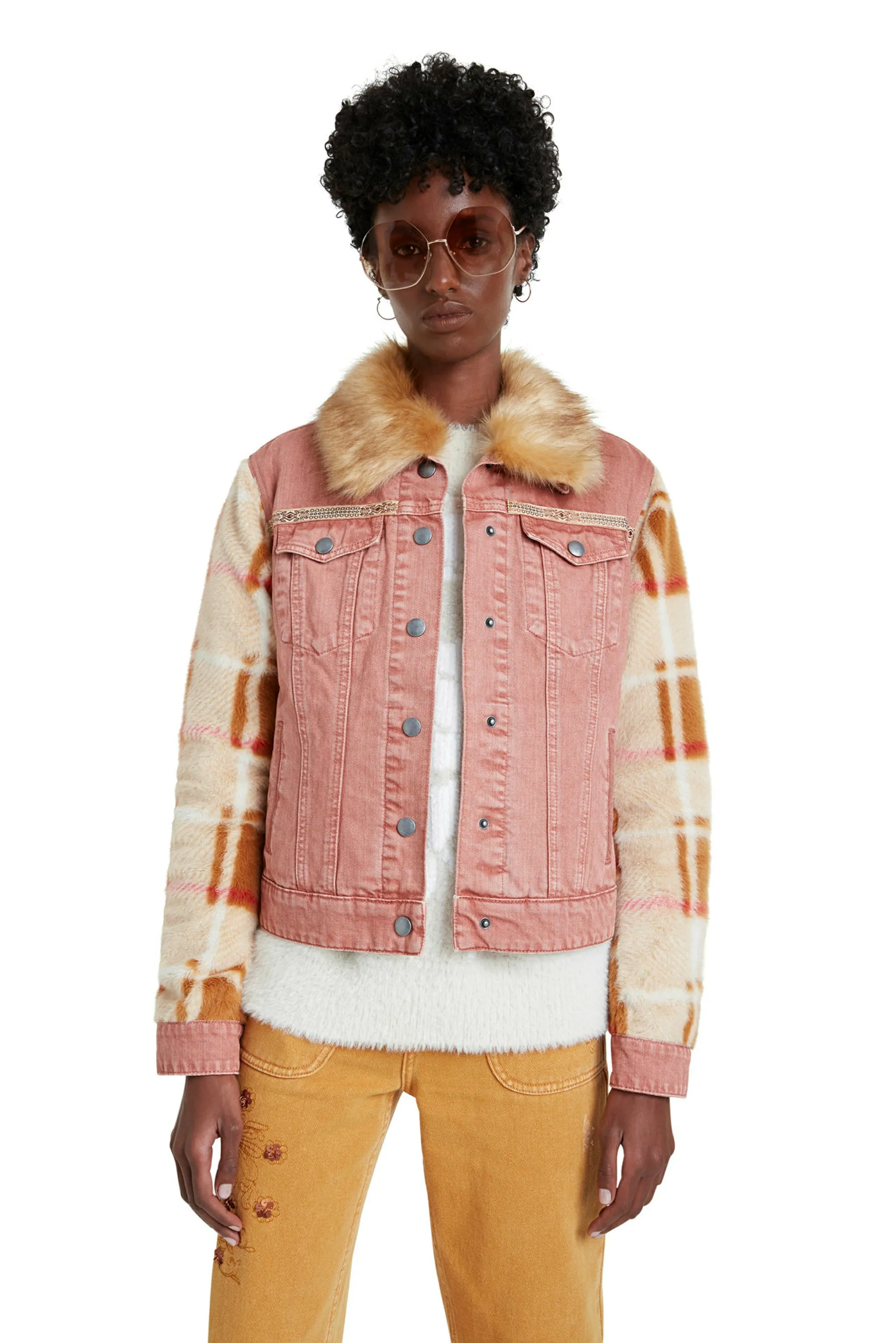 Checkis Pink Denim Jacket Checked Sleeves Faux Fur Collar Desigual Style 20WWEN03