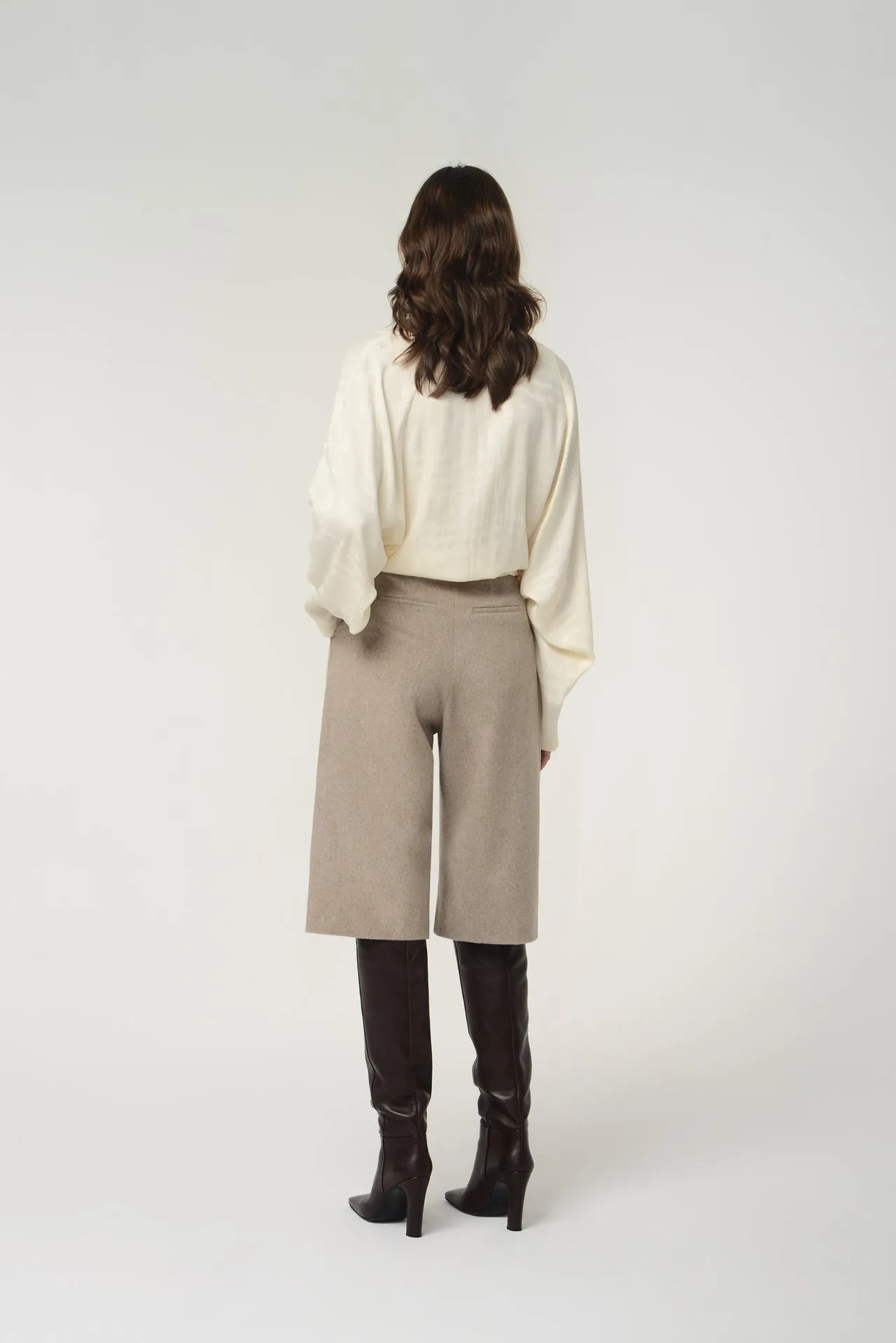 Heavy Wool Crop Trousers