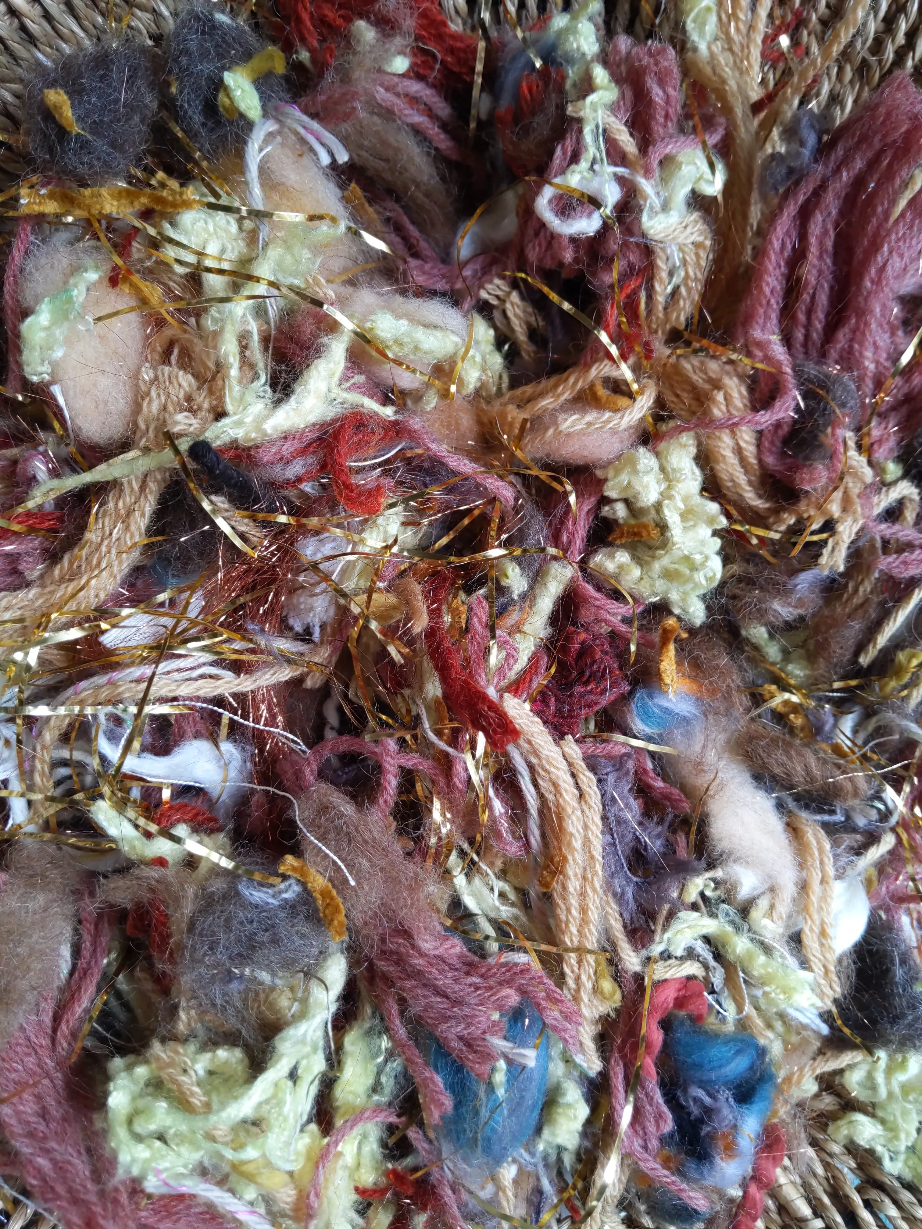 MILLAIS Recycled Fiber Blend for Carding, Weaving and Spinning - 3 oz