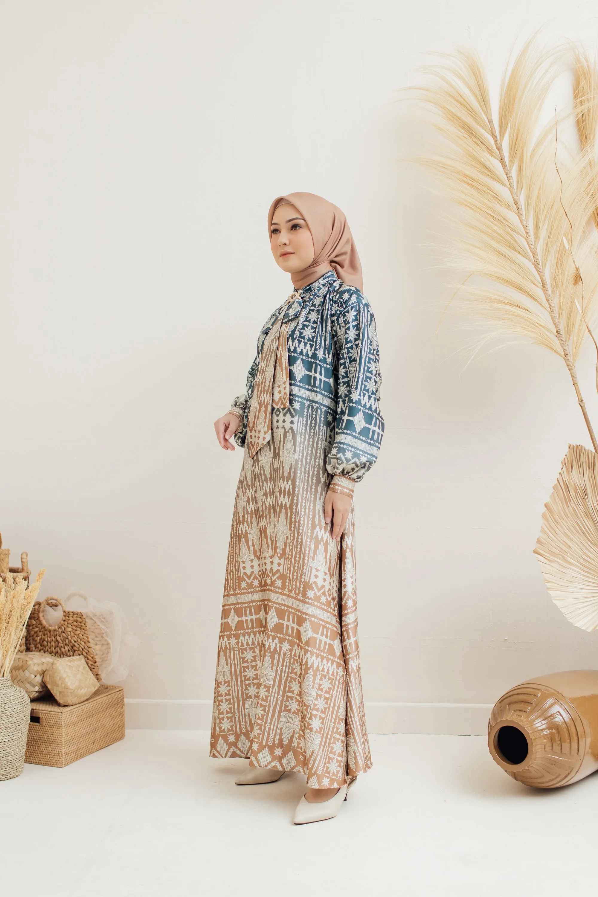 Tapis Dress (Minor) Sunset