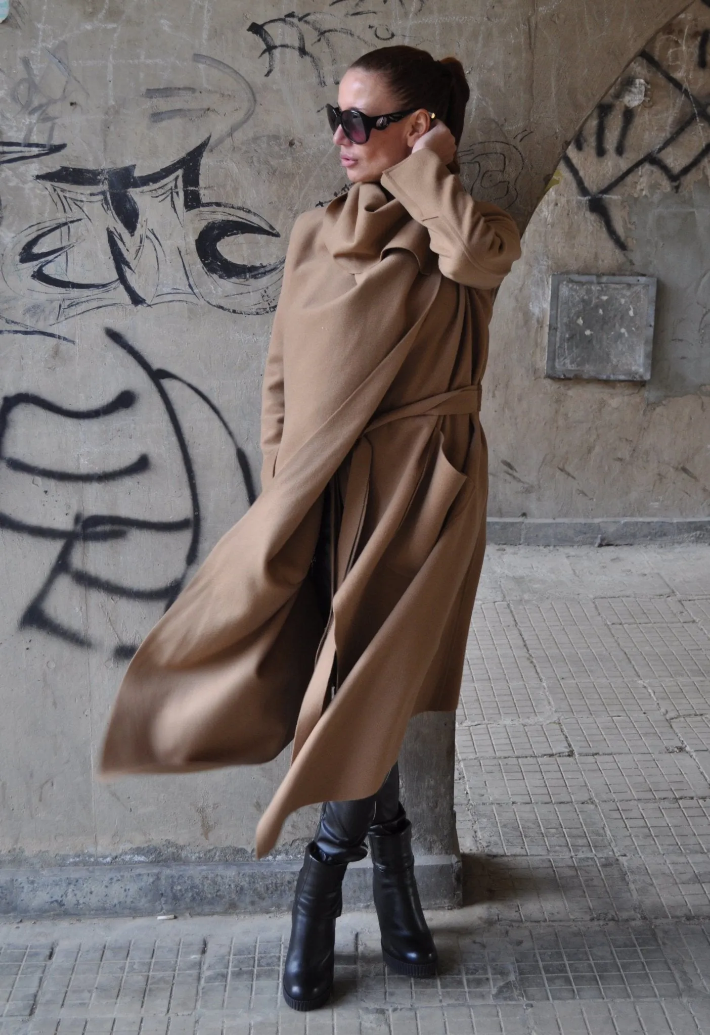 VICTORIA Dark Red Coat
