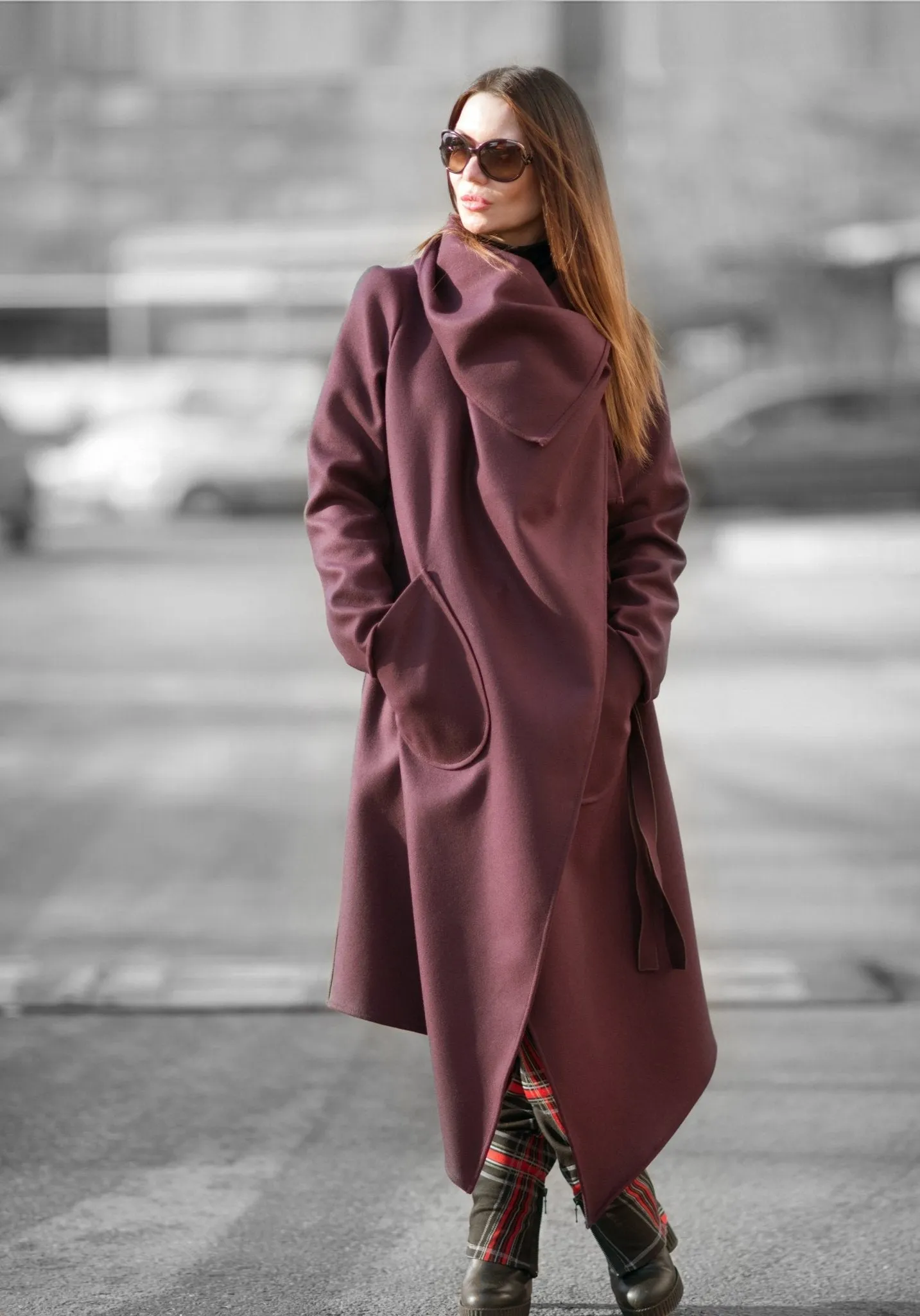 VICTORIA Dark Red Coat