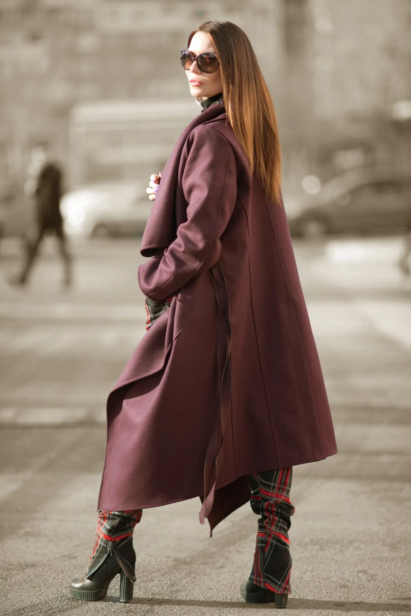 VICTORIA Dark Red Coat